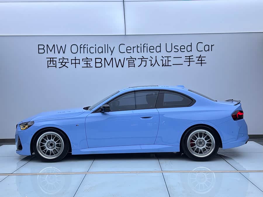 BMW M240i 2025 immagine di auto #4