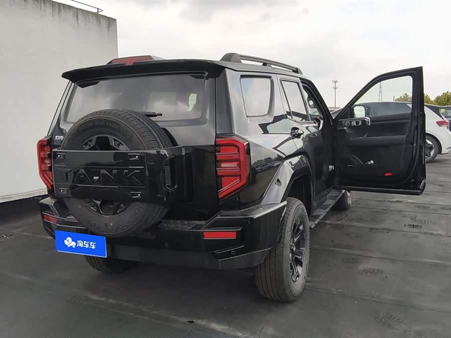 Tank 400 2024 car image #4