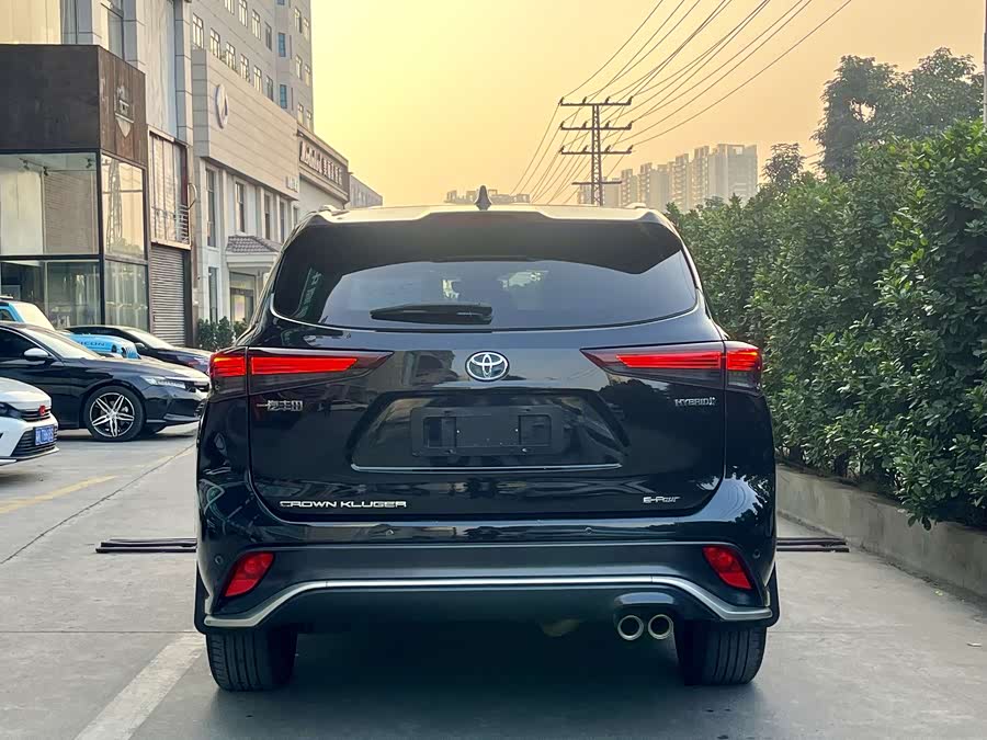 Toyota Crown Kluger 2023 car image #4