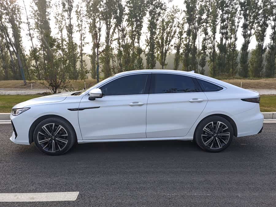 Chery Arrizo 8 Pro 2025 immagine di auto #4