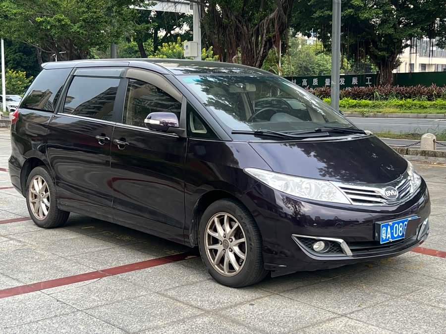 BYD M6 2015 car image #4