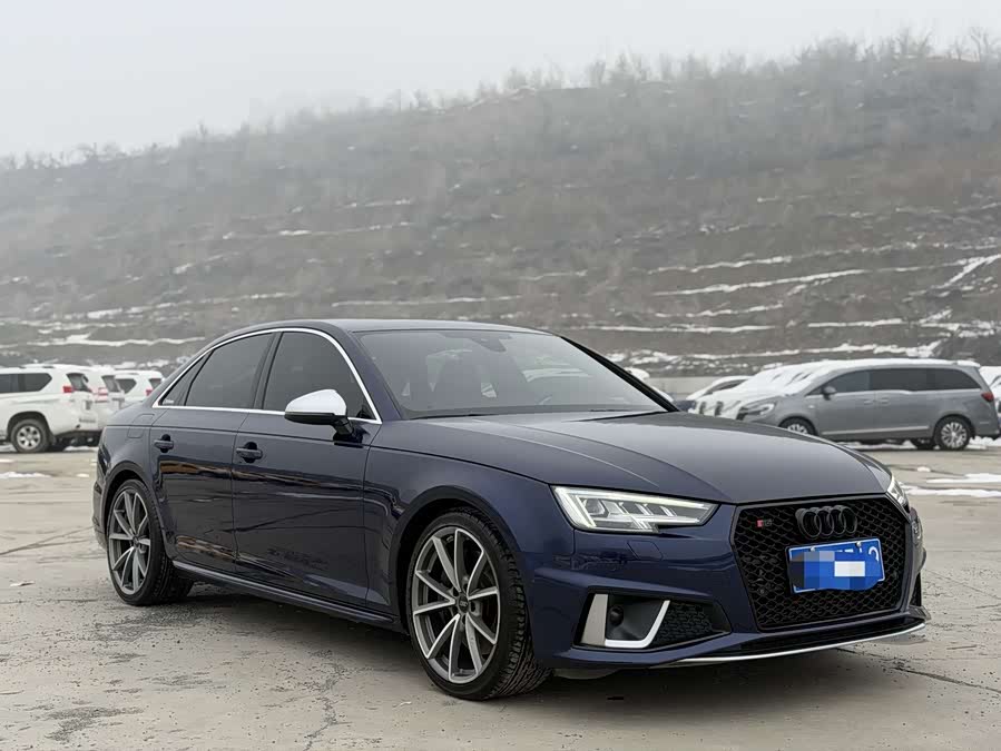 Audi S4 2020 car image #4