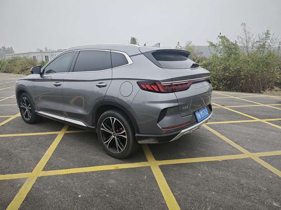 BYD Song Plus 2021 #4 BYD Song Plus 2021 immagine di auto #4