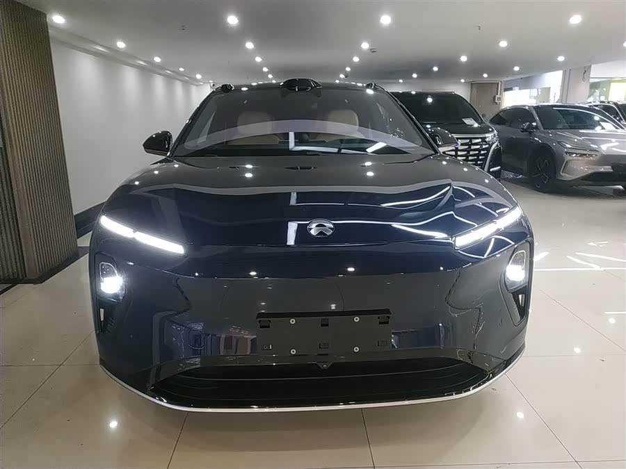 蔚来 蔚来ET9 2025 汽车图片 #4