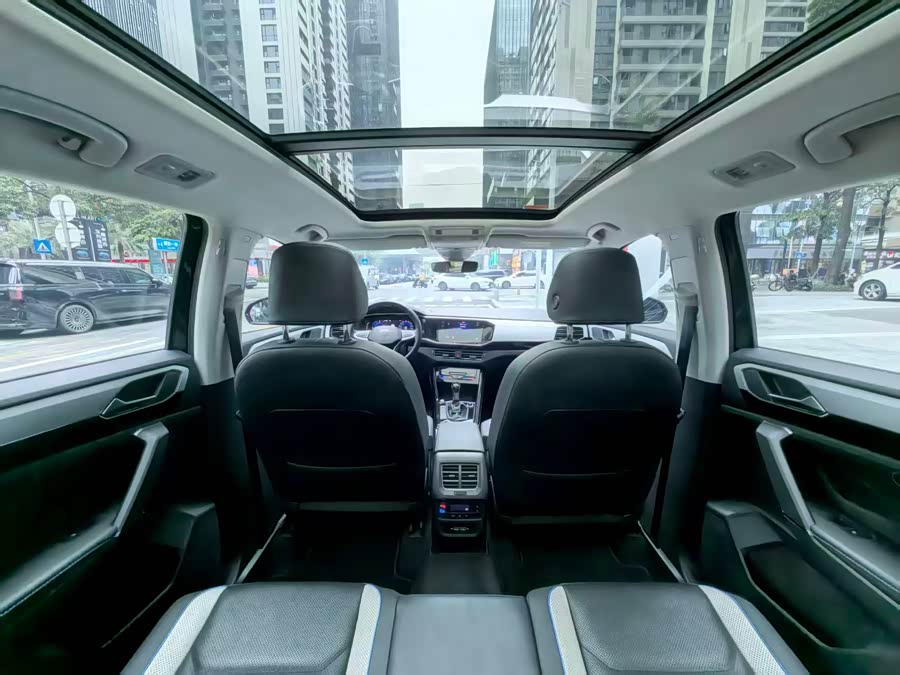 Volkswagen Tayron GTE 2020 car image #4