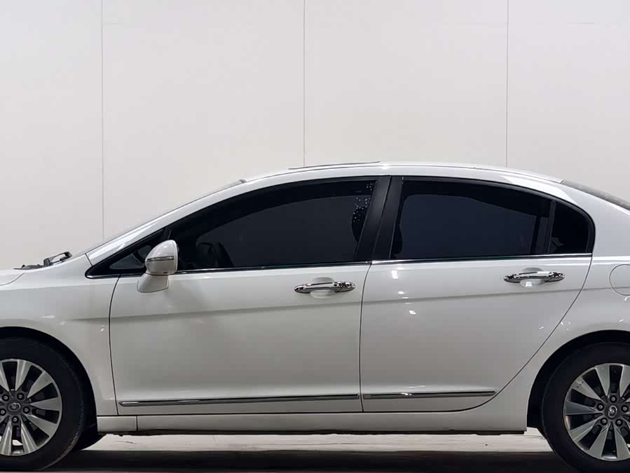 Great Wall C50 2014 car image #4