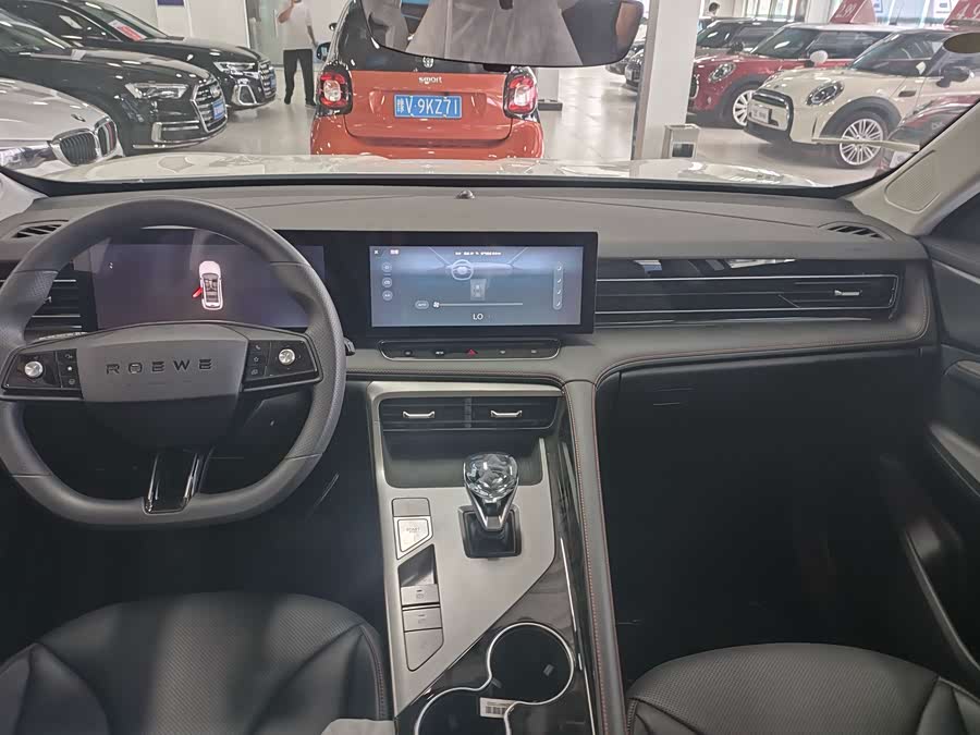 Roewe RX5 New Energy изображение автомобиля #4