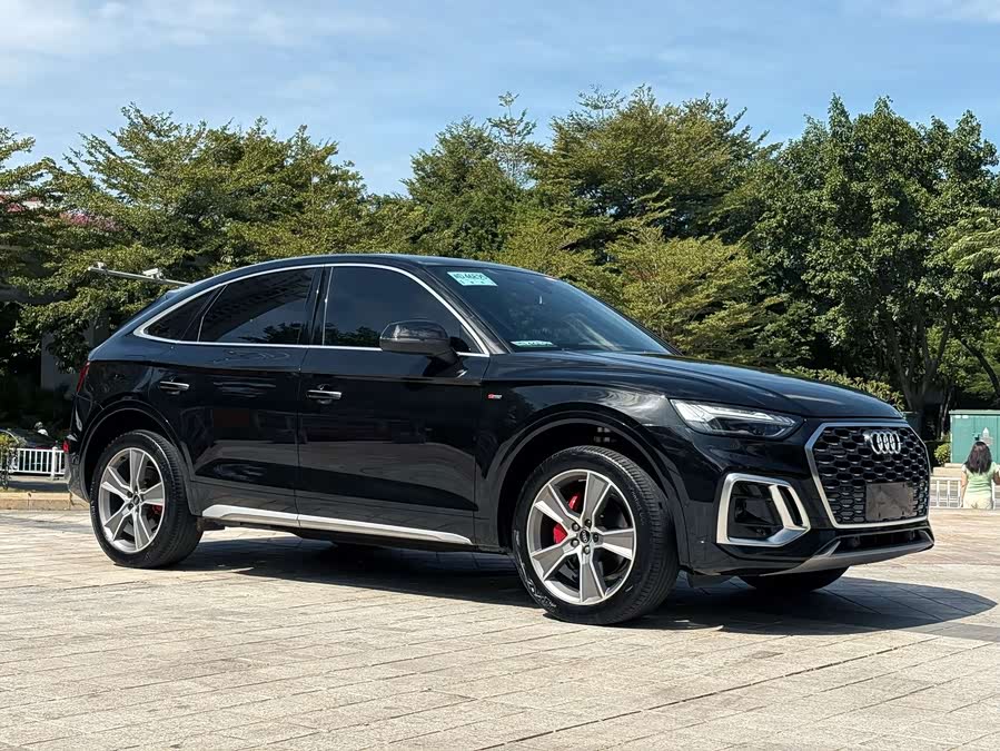 Audi Q5L Sportback 2022 immagine di auto #4