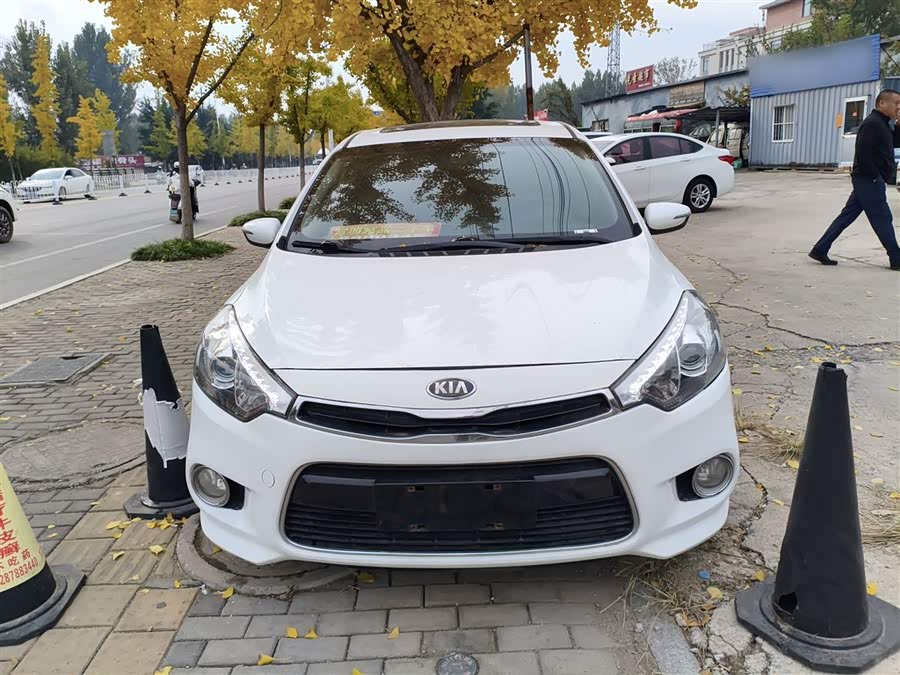 Kia Forte Koup 2014 car image #4