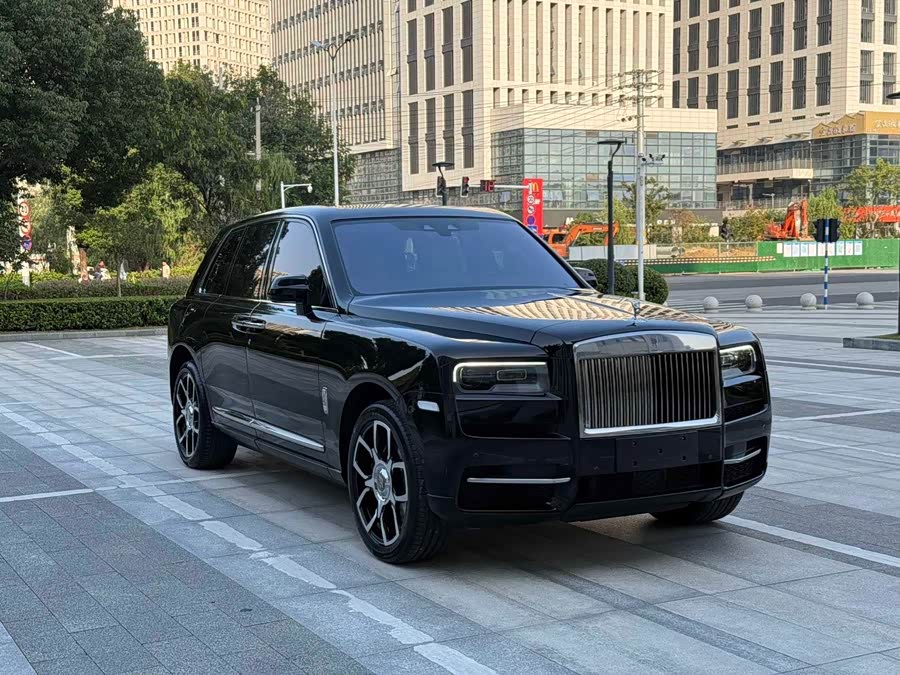 Rolls-Royce Cullinan 2023 car image #4