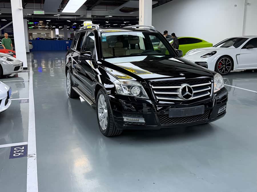 Mercedes-Benz GLK Class (Imported) 2010 car image #4