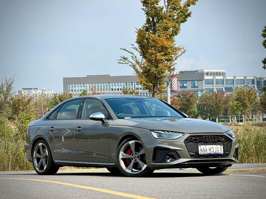 Audi S4 2023 #4 Audi S4 2023 صورة سيارة #4