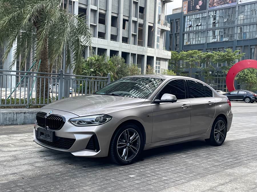 BMW 1 Series 2021 #4 BMW 1 Series 2021 car image #4