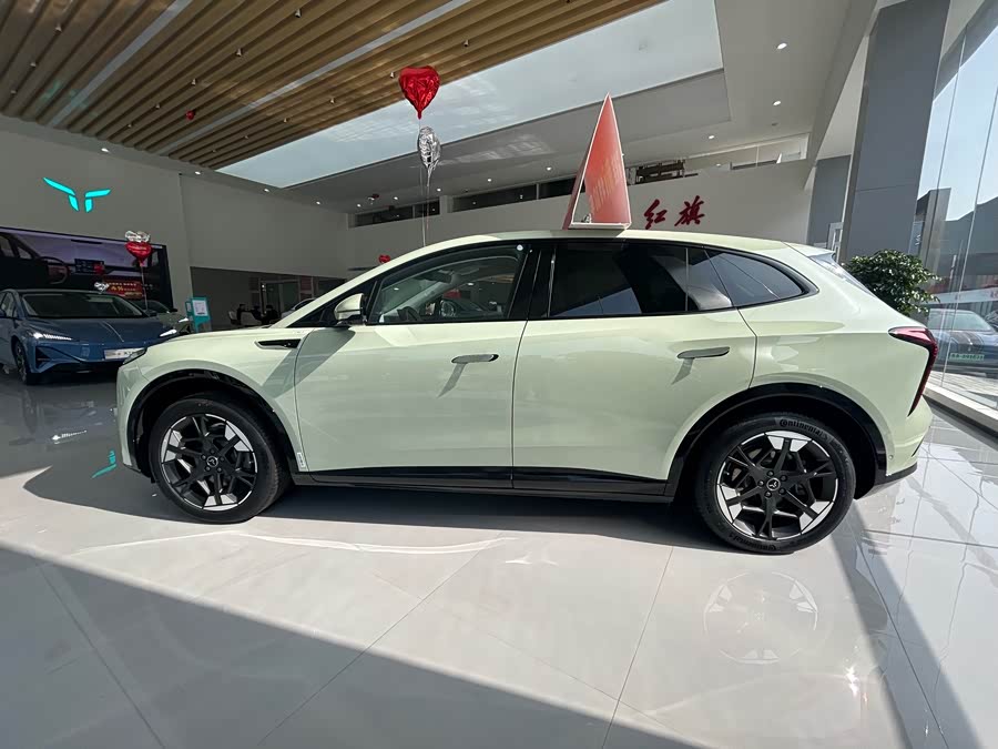 HongQi TianGong 06 2025 #4 HongQi TianGong 06 2025 car image #4