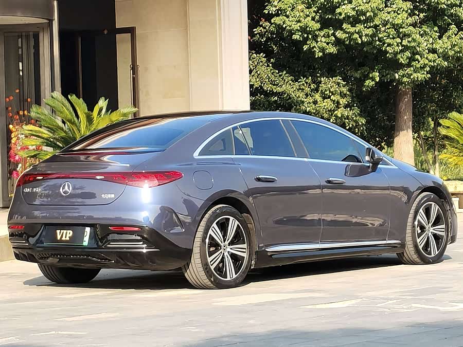 Mercedes-Benz EQE Class 2023 car image #4