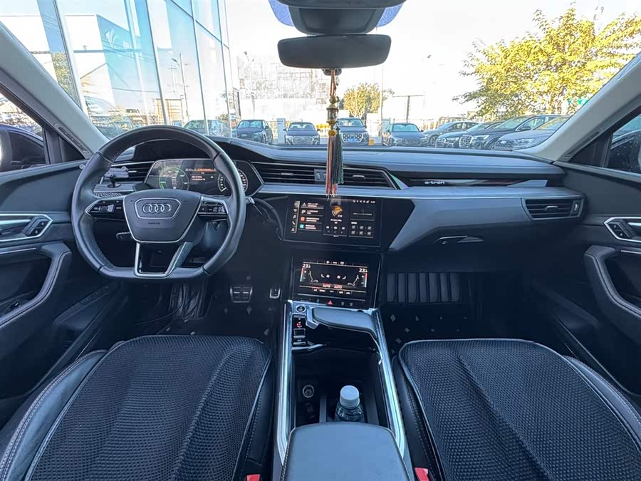 Mercedes-Benz SLK AMG 2021 #4 Mercedes-Benz SLK AMG 2021 صورة سيارة #4