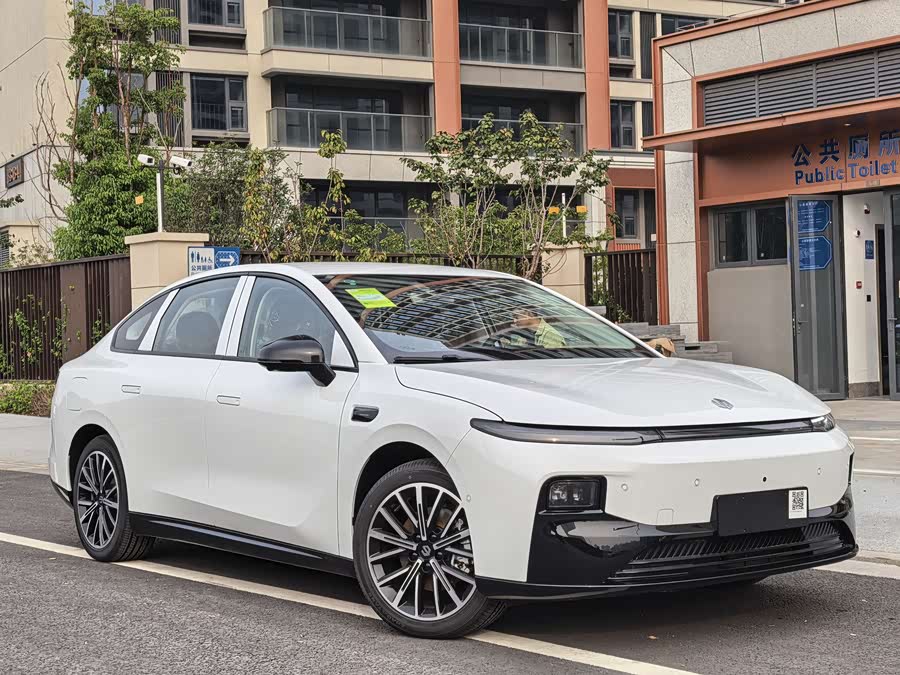 零跑汽车 零跑B01 汽车图片 #4