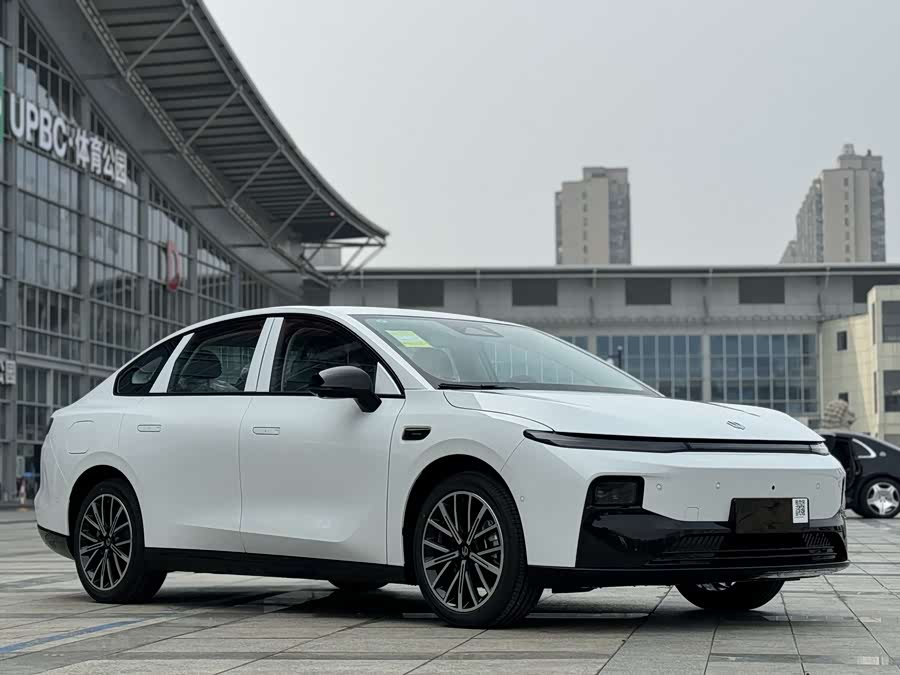 零跑汽车 零跑B01 汽车图片 #4