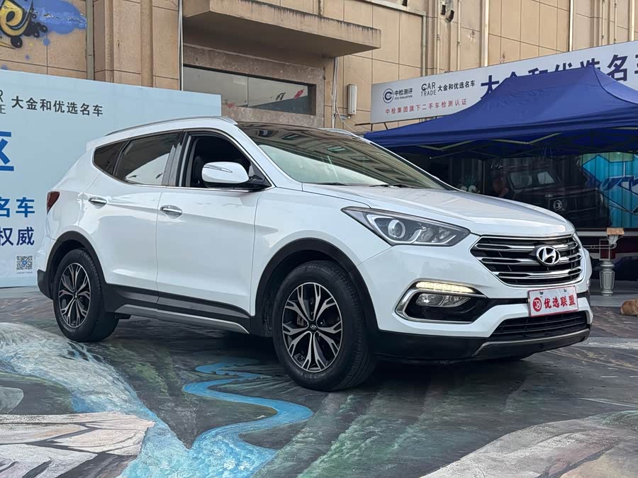 Hyundai Santa Fe 2017 #4 Hyundai Santa Fe 2017 car image #4