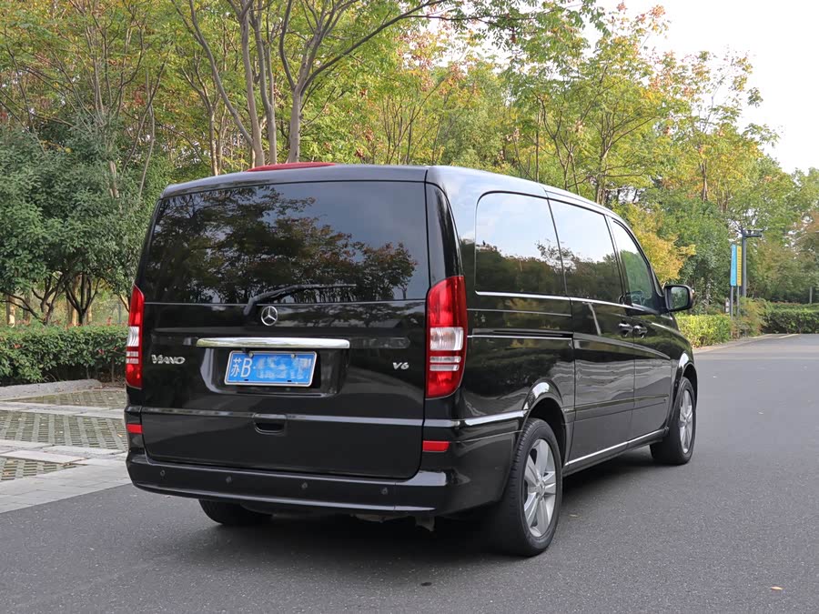 奔驰 唯雅诺 2011 汽车图片 #4