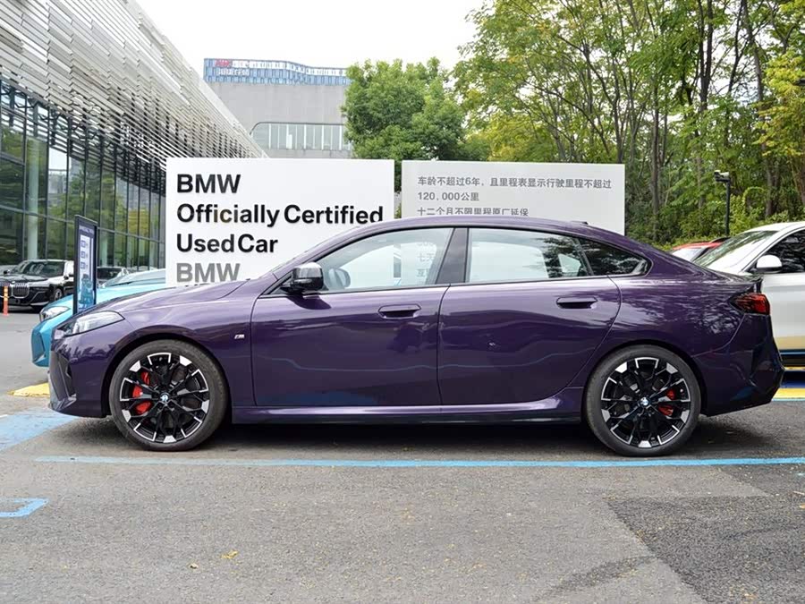 BMW M235L صورة سيارة #4