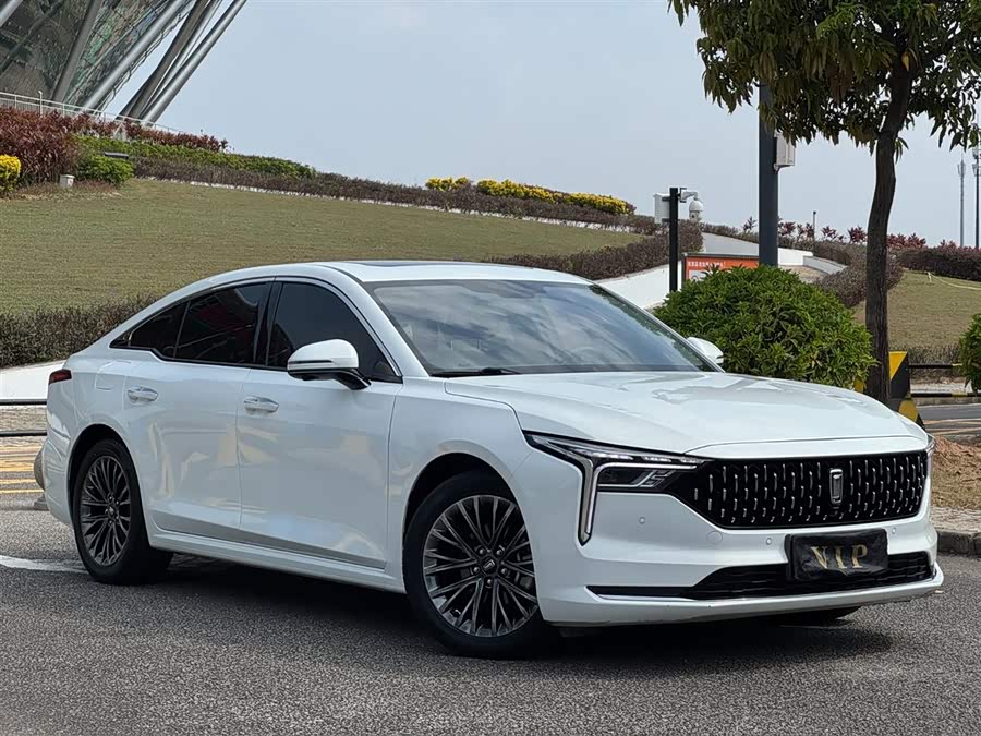 2022 car image #4