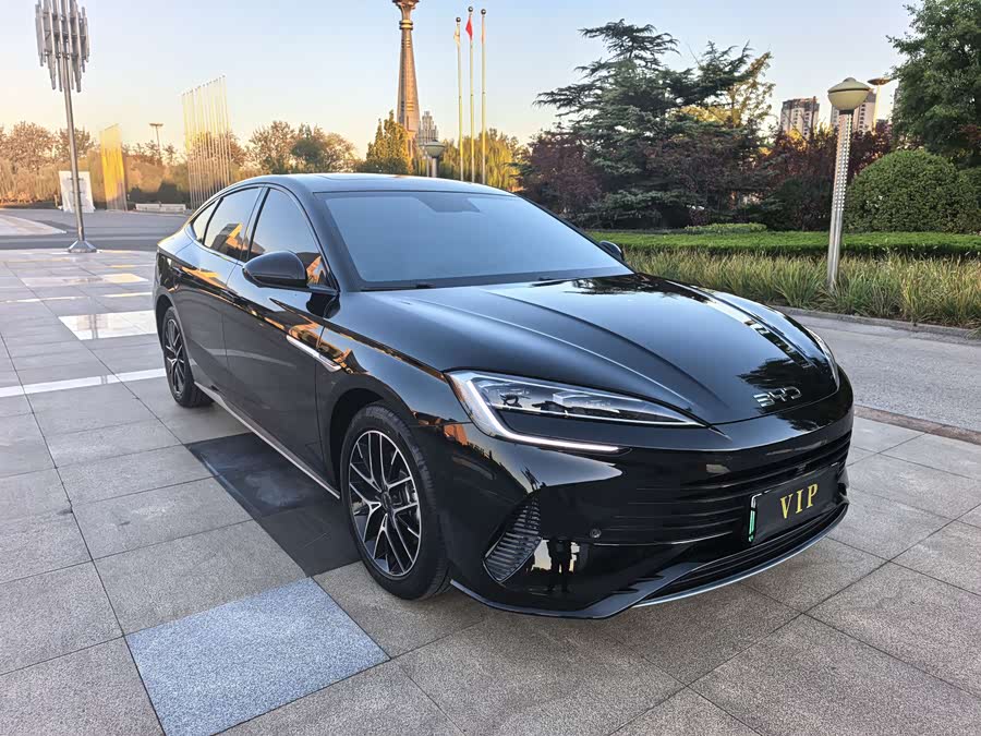 BYD Seal 2023 car image #4