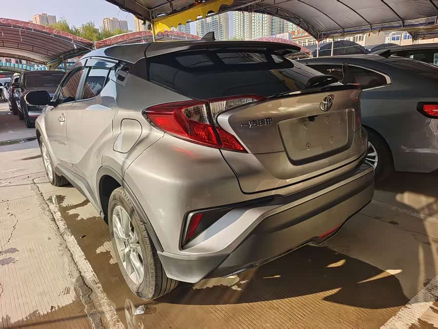 Toyota Izoa 2022 صورة سيارة #4