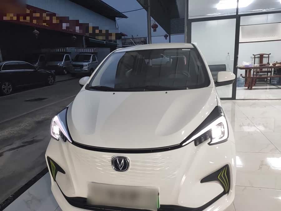 Changan BenBen E-Star 2023 car image #4