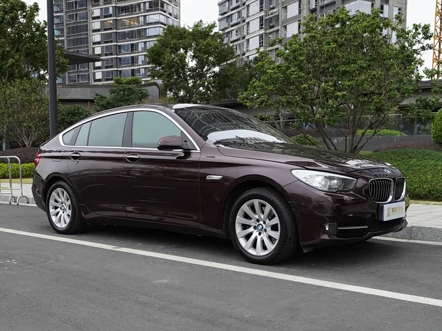 BMW 5 Series GT 2010 immagine di auto #4