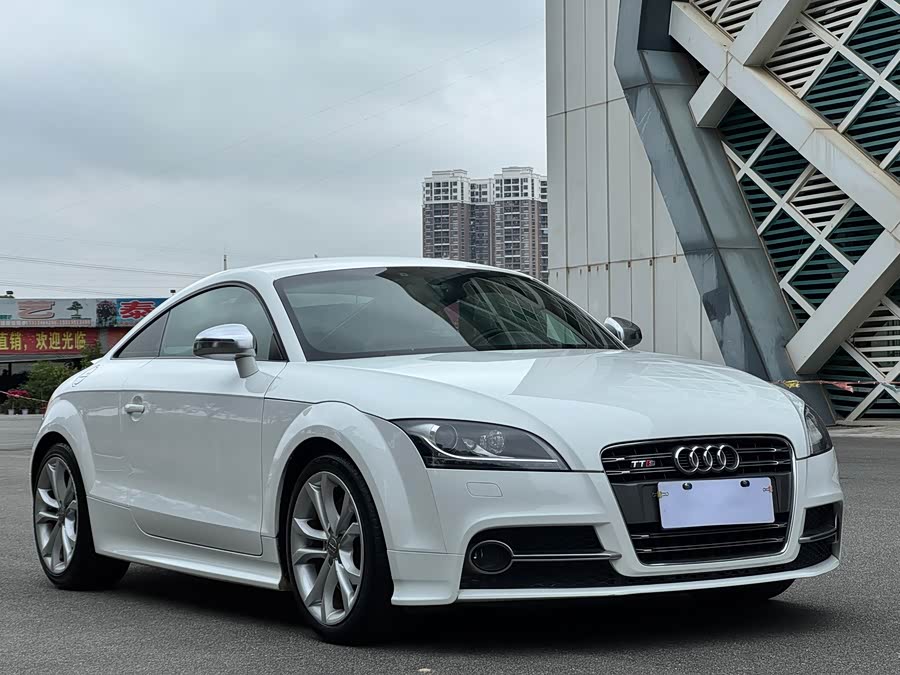 Audi TTS 2014 #4 Audi TTS 2014 car image #4