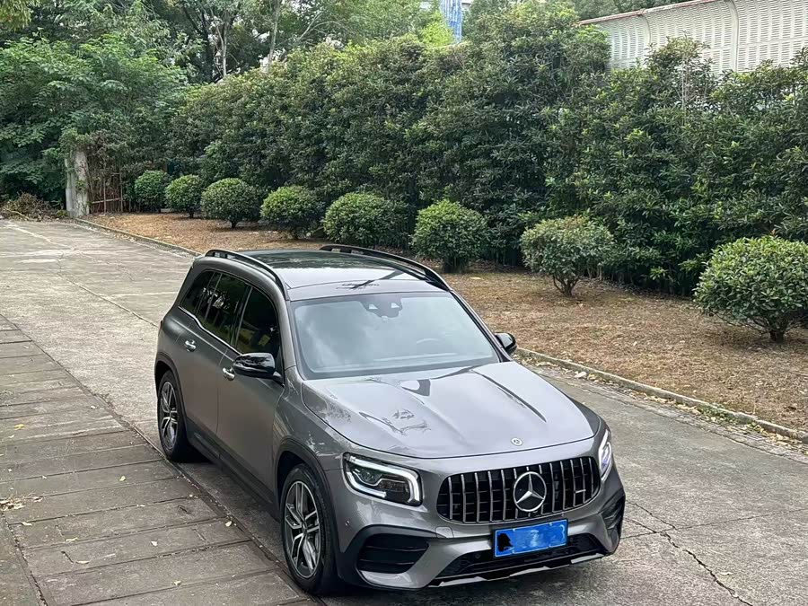 Mercedes-Benz GLB AMG 2022 immagine di auto #4