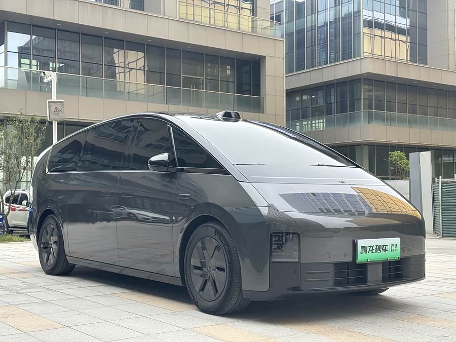 理想汽车 理想MEGA 2024 汽车图片 #4