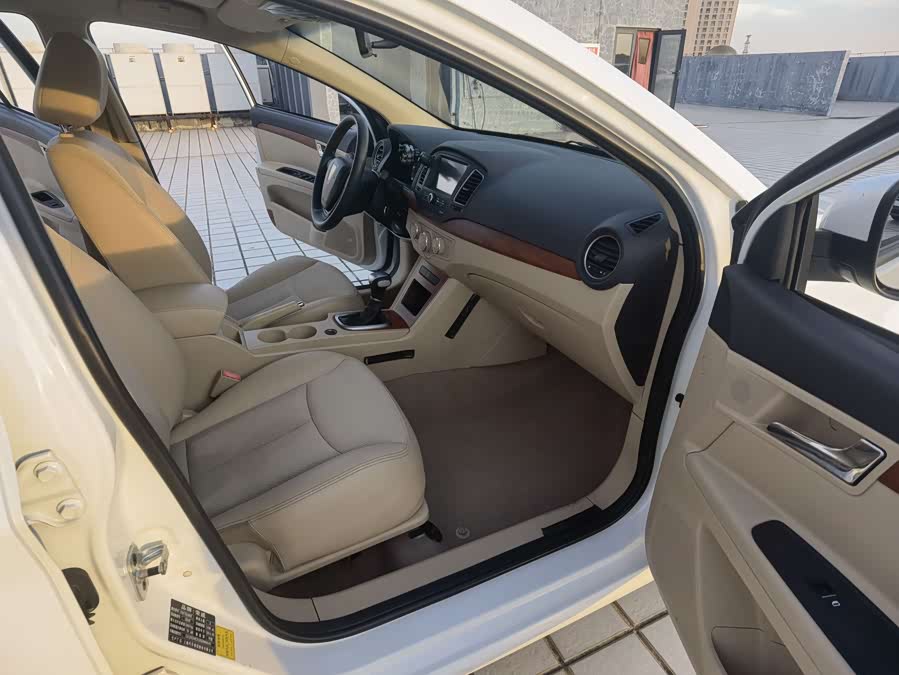 Roewe 350 2015 car image #4