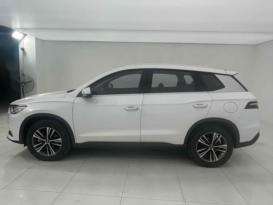 BYD Song Pro 2020 #4 BYD Song Pro 2020 car image #4