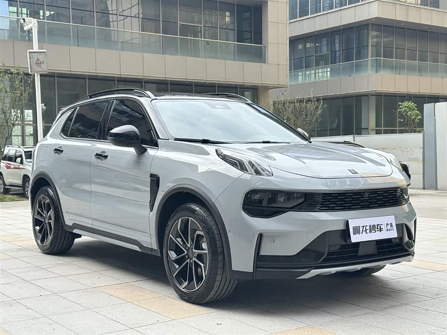 Lynk & Co 01 2022 image de voiture #4
