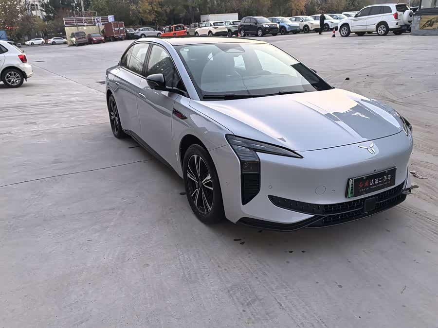 HongQi EH7 2024 #4 HongQi EH7 2024 car image #4