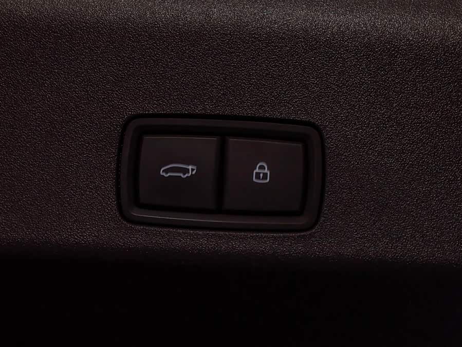 理想汽车 理想MEGA 2024 汽车图片 #4