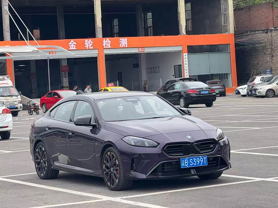 BMW M235L 2025 immagine di auto #4