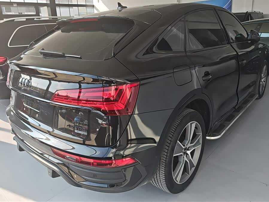 Audi Q5L Sportback 2023 #4 Audi Q5L Sportback 2023 car image #4