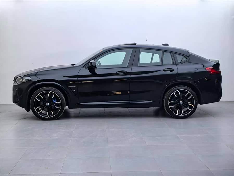 BMW X4 M40i car image #4