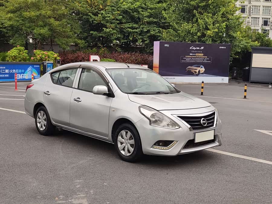 Nissan Sunny 2016 car image #4
