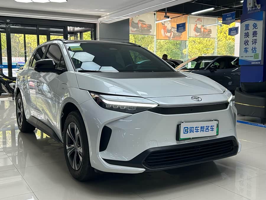 丰田 铂智4X 2025 #4 丰田 铂智4X 2025 汽车图片 #4