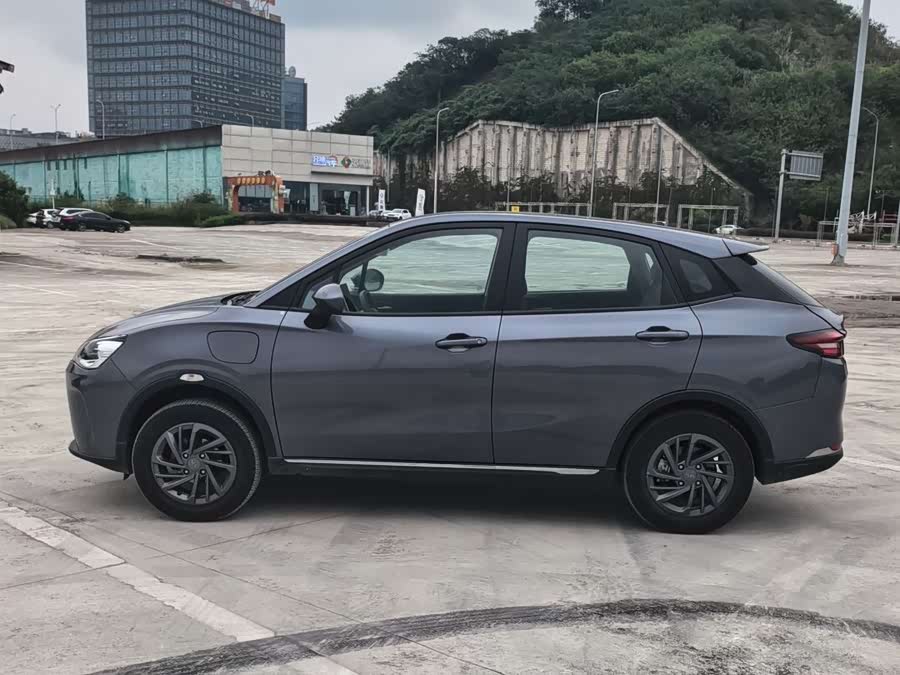 哪吒汽车 哪吒AYA 2025 汽车图片 #4