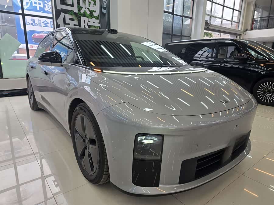 理想汽车 理想i6 2025 汽车图片 #4