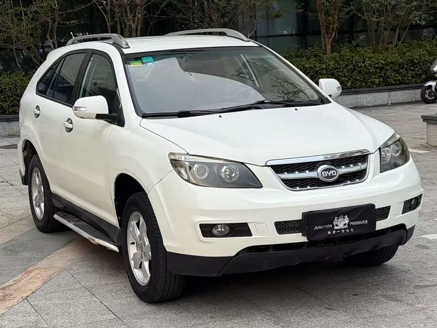 BYD S6 2014 car image #4