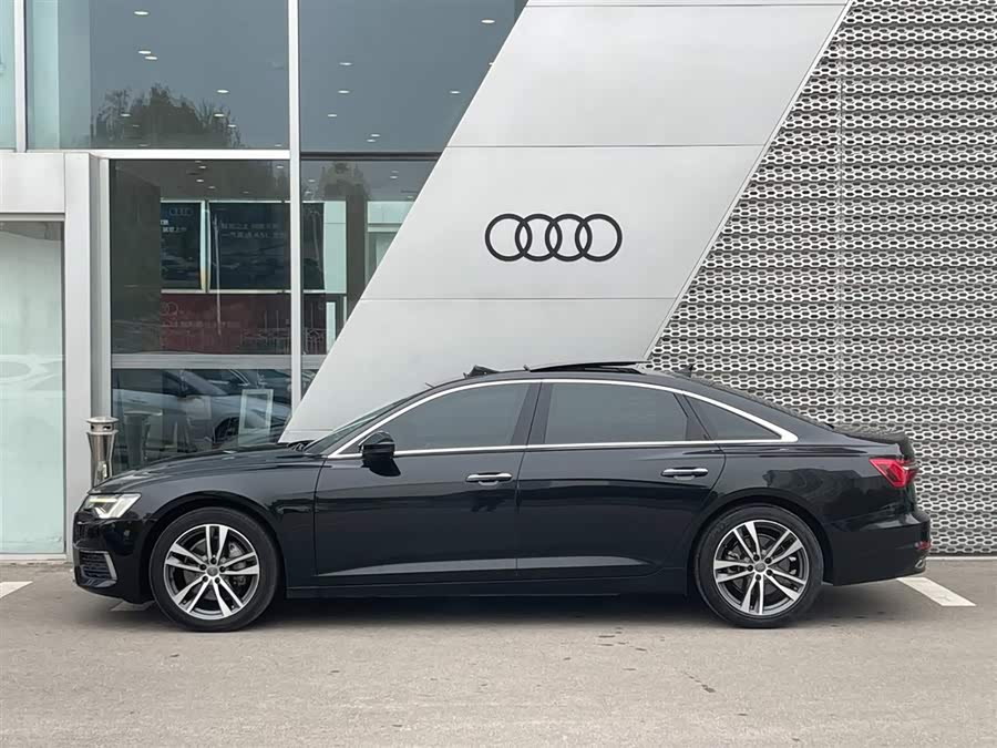Audi A6L 2021 #4 Audi A6L 2021 car image #4