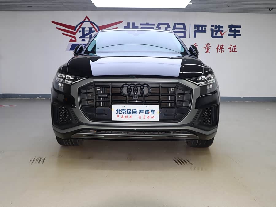 Audi Q8 2021 car image #4