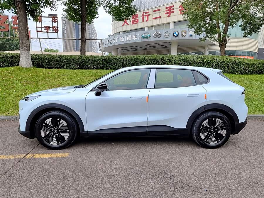 Deepal S05 2025 car image #4