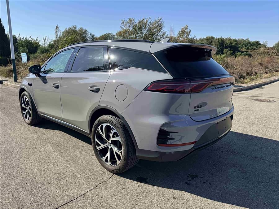 BYD Tang New Energy 2025 #4 BYD Tang New Energy 2025 immagine di auto #4